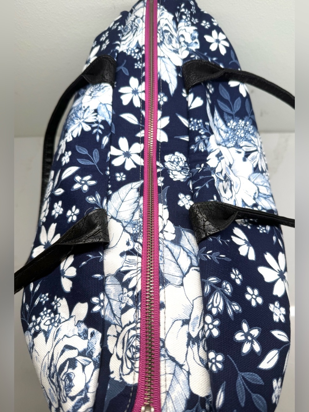 Rebekah Scott Elizabeth Weekender Nightingale Floral Bag - Picture 4 of 8